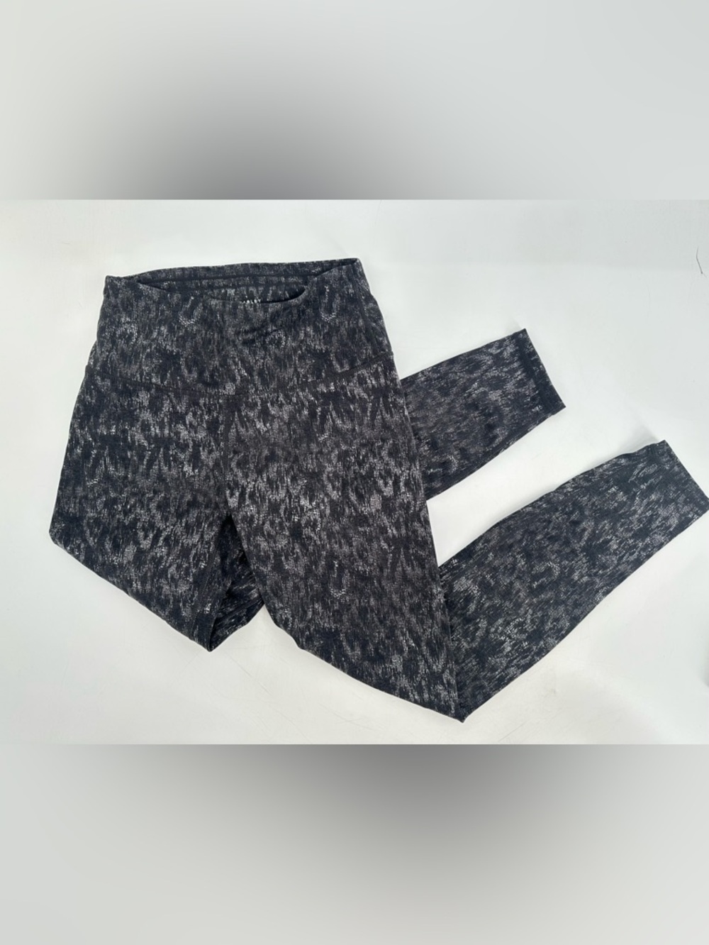VARLEY High Rise Printed Leggings Athletic Black Animal Print Size Small